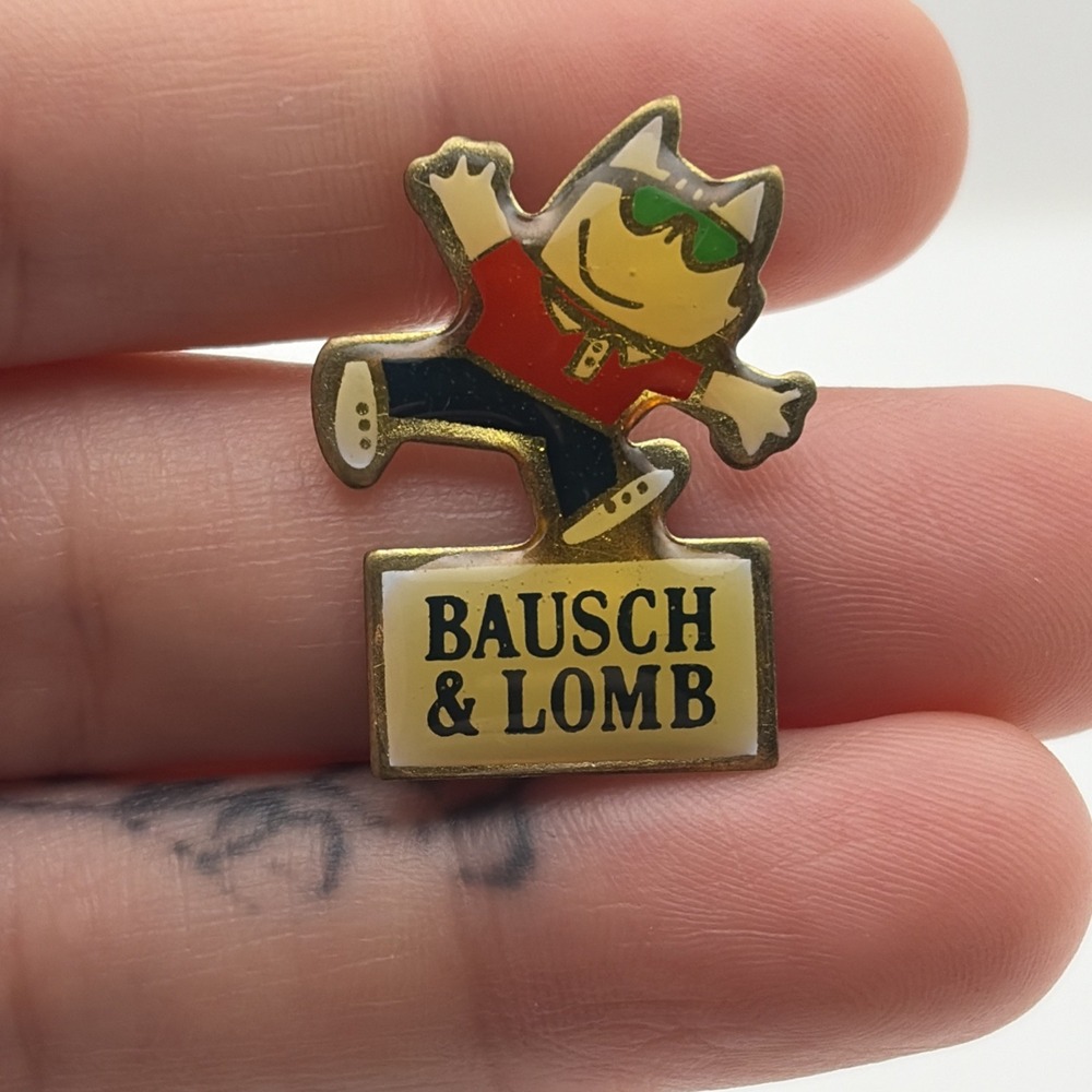 1992 Barcelona Summer Olympics Cobi Bausch & Lomb Sunglasses Lapel Hat Pin